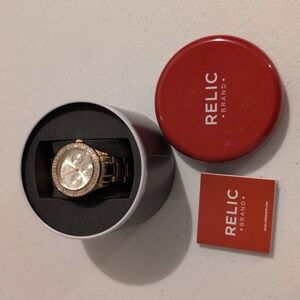 Relic Watch Women Rose Gold Silver Two Tone Pave Day Date